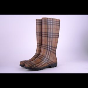 Burberry Rain Boots size 11